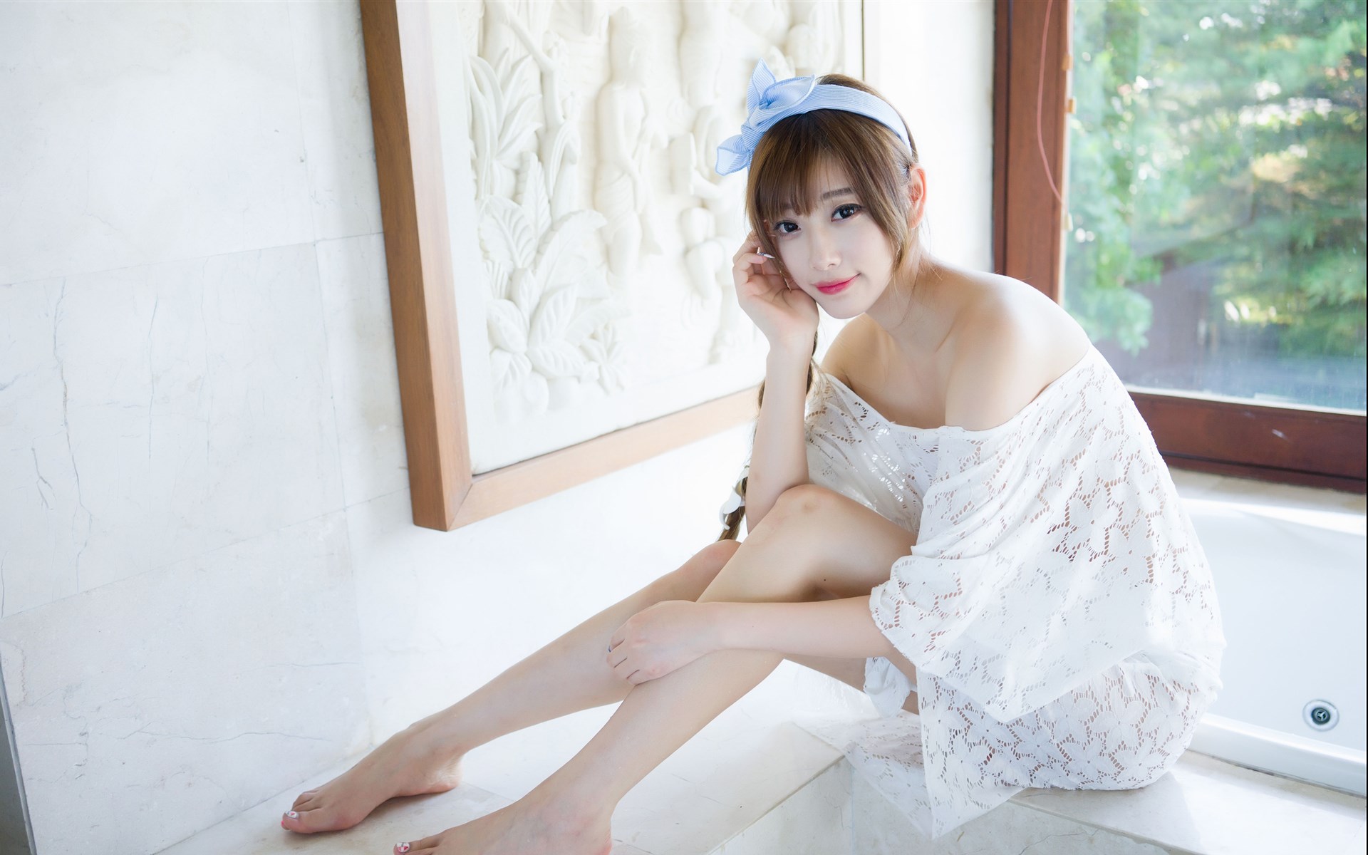 少妇人妻在线无码专区_,揭开影视背后的秘密、带你走进真实的故事