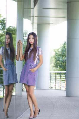 美女视频黄免费_,探索隐藏在黑暗中的惊悚与悬疑